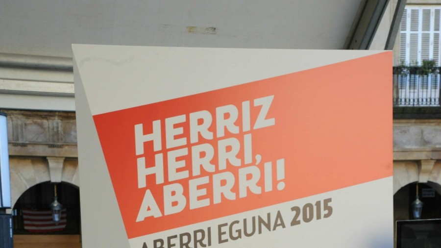 Presentacion Aberri Eguna 2015