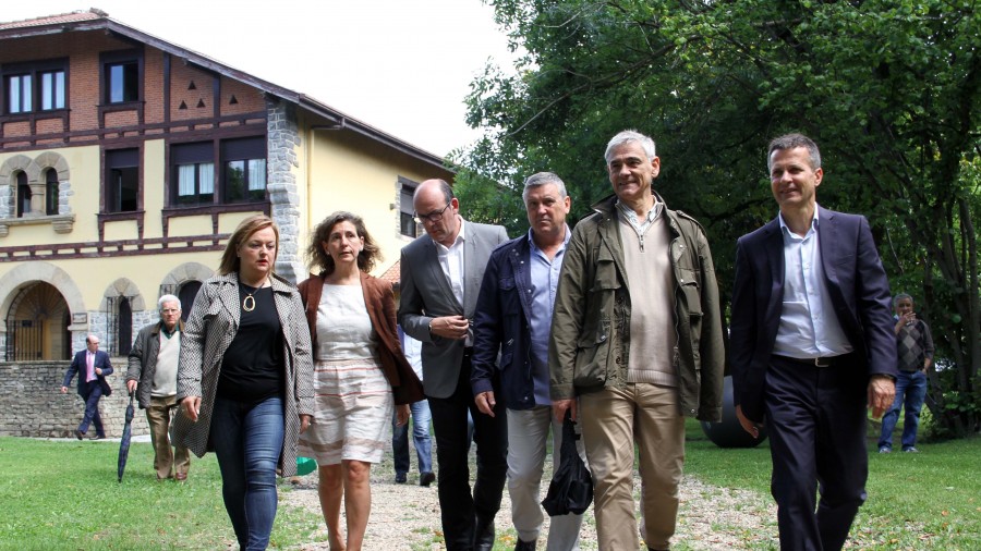 Irun. AHT eta sare transeuroparrak ekitaldi sektoriala (2016-0614)