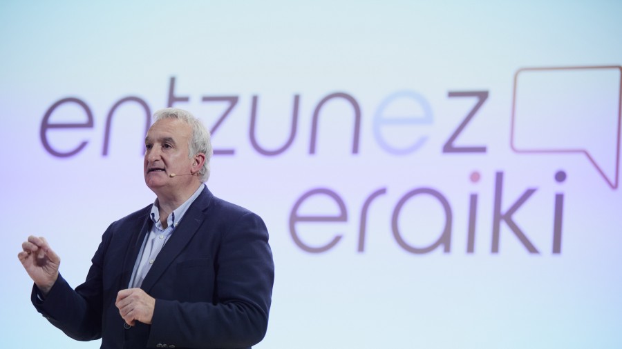 Xabier Barandiaran - Entzunez eraiki