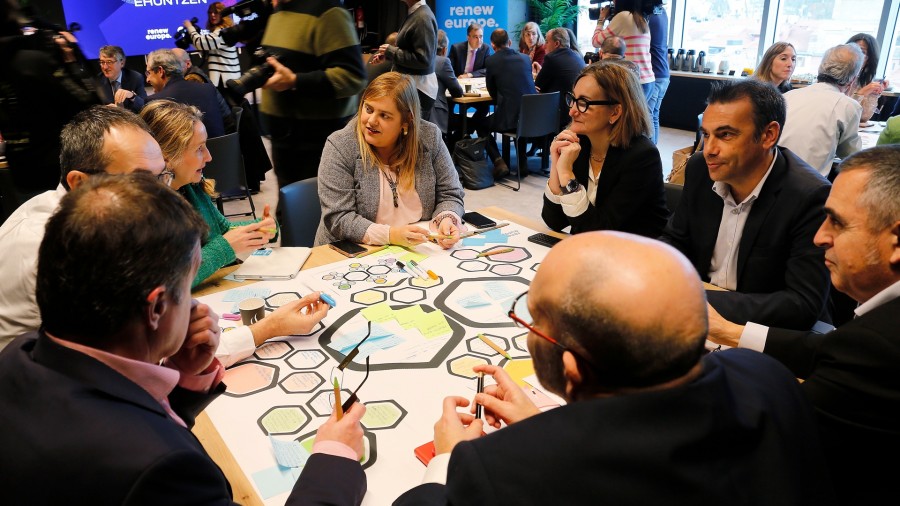 2026 01 15 EAJ eta klusterretako ordezkarien arteko bilera BATen