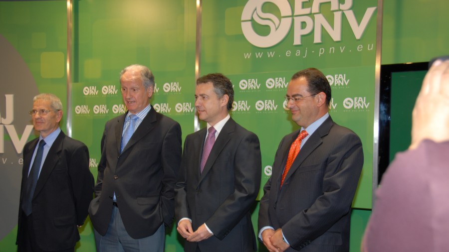 En apoyo a la Ertzaintza