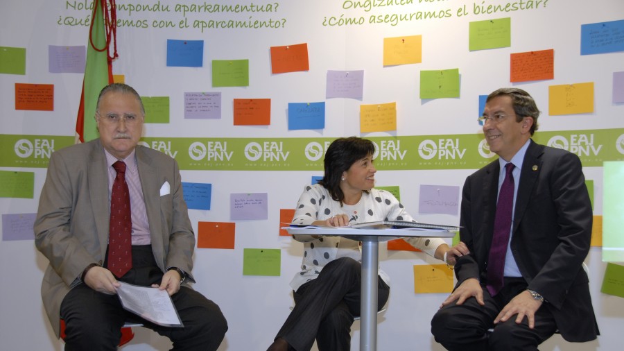 Reunión candidatos y alcaldes de Bizkaia