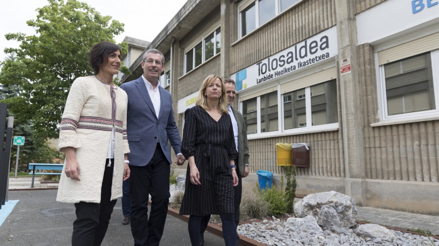 Olanok 200 milioi euro bideratzea proposatzen du enpresa indartzeko, enpleguaren kalitatea hobetzeko eta ekonomia berria bultzatzeko