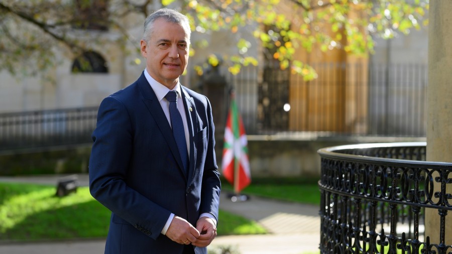 Urte berriari begira 'indarrak eta borondateak bateratzeko' deia egin du Iñigo Urkullu lehendakariak