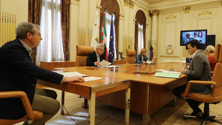 Txoke Plana aktibatu du Aldundiak, Gizarte Politikako baliabideetan Covid-19 gaitzaren hedapenari aurre hartzeko