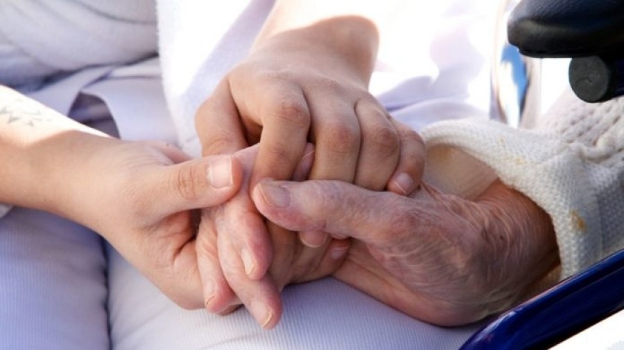 Aldundiak Bizkaiko egoitzen erabiltzaileen irtenaldiak arautu ditu, zentroetako dinamiketan sartzeko