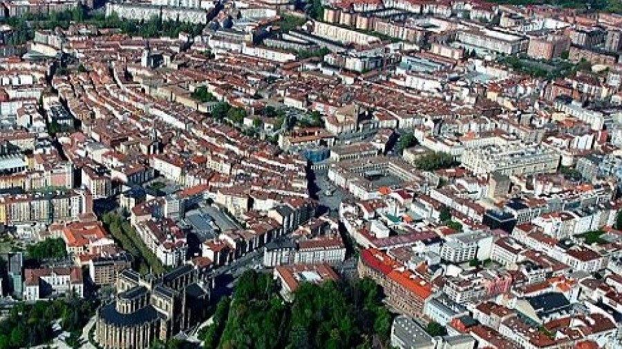 Vitoria-Gasteiz destina 350.000 euros para rehabilitar edificios completos en los Barrios de Oro