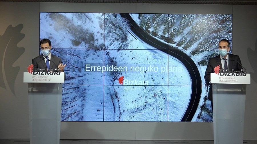 Bizkaiak 400 profesional eta elurra kentzeko 82 makina ipiniko ditu lanean neguko bidezaintza planaren bidez