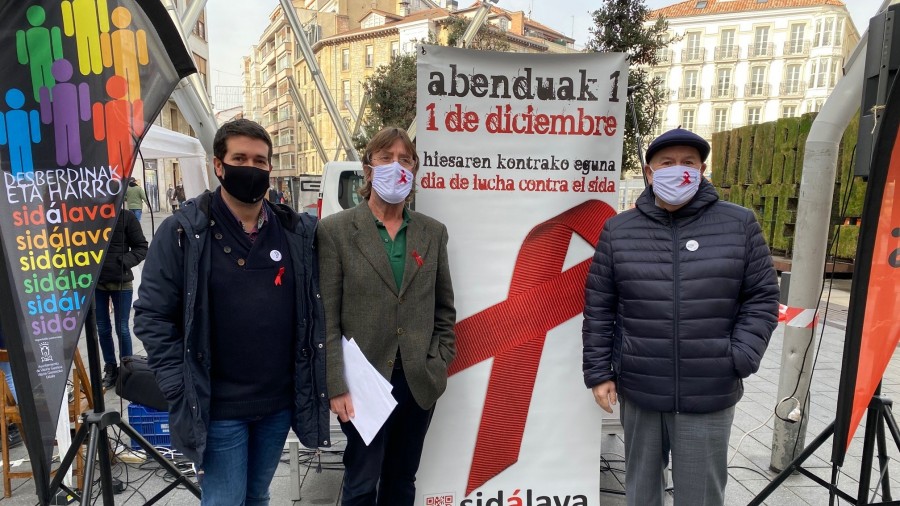 EAJ-PNVk bat egin du HIESaren Mundu Egunaren ospakizunekin, eta ohartarazi du ezin dugula 