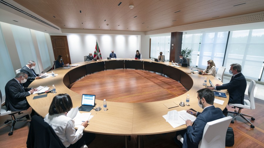 Covid-19aren eraginpean dauden sektoreei 270 milioi euro inguruko zuzeneko laguntzak emango zaizkie eta laguntza horien bidez 173 jarduera ekonomiko estaliko dira
