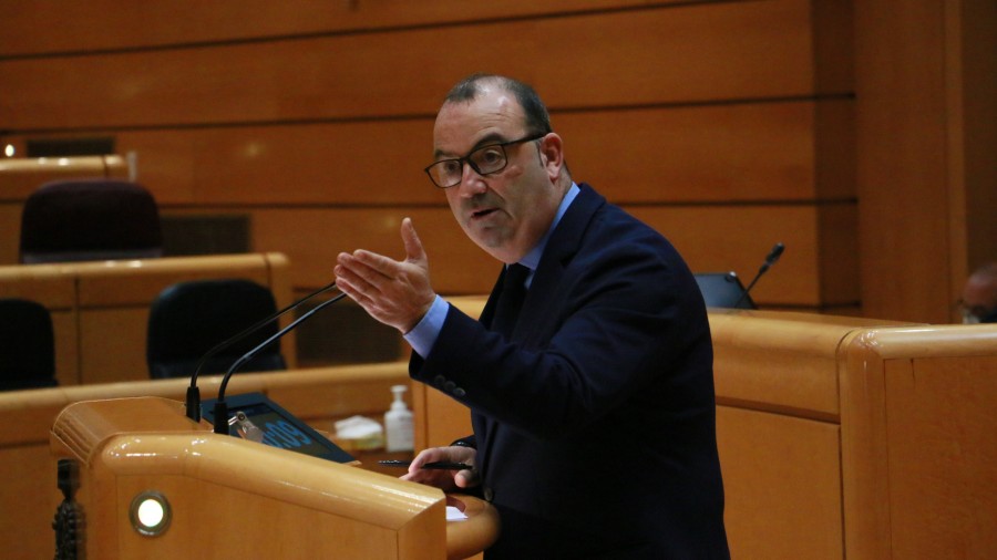 Luke Uribe-Etxebarria denuncia y reprueba que el PSOE impida el impulso a la oficialidad del euskera, el catalán y el gallego en la Unión Europea