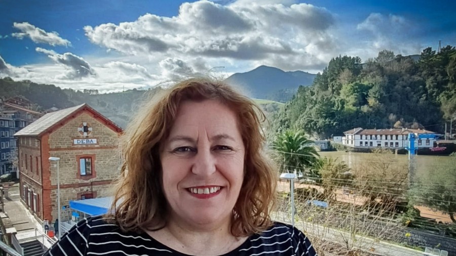 Alazne Txurruka Allika es la candidata de EAJ-PNV de Deba para las elecciones municipales de mayo