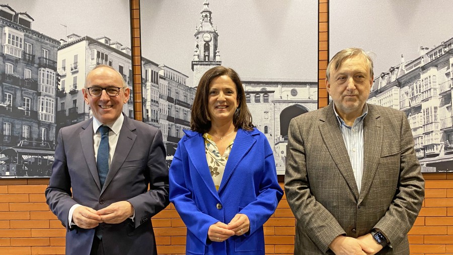 Beatriz Artolazabal y Ramiro González responderán de manera coordinada para que Gasteiz y Araba sean polos de atracción para la industria