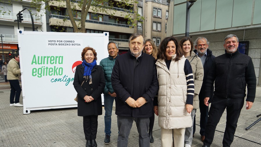 Beatriz Artolazabalek eskatu die herritarrei M-28an botoa ematera joateko, “abstentzioak muturreko alderdien alde baino ez duelako egiten”