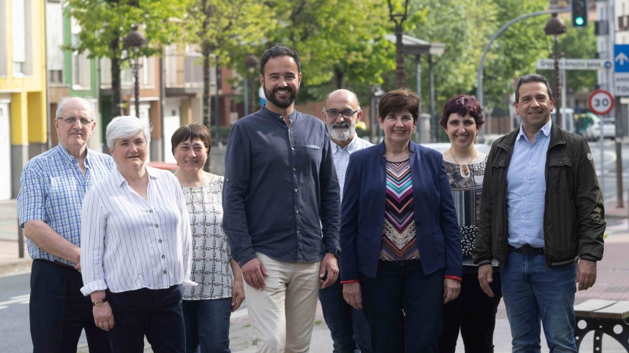 EAJ-PNV presenta un equipo de trabajo con nuevas ideas y compromiso para lograr que Irura aproveche todo su potencial