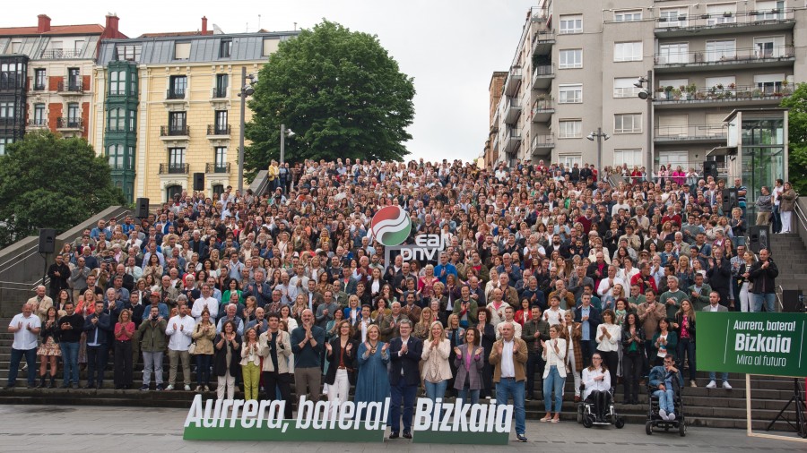 EAJ-PNVk Bilbon bildu ditu M28an Bizkaian alderdia ordezkatuko duten mila emakume eta gizon baino gehiago