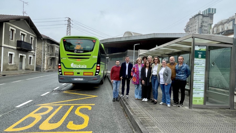 Elixabete Etxanobe eliminará el abono del transbordo entre modos y operadores de transporte público para no tener que pagar varios billetes al realizar un trayecto