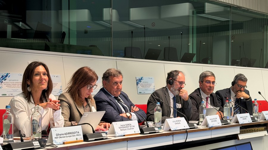 EAJ-PNV defiende el “papel clave” del sector atunero vasco en los acuerdos de pesca sostenible y aboga por renovar el apoyo de la política pesquera de la UE