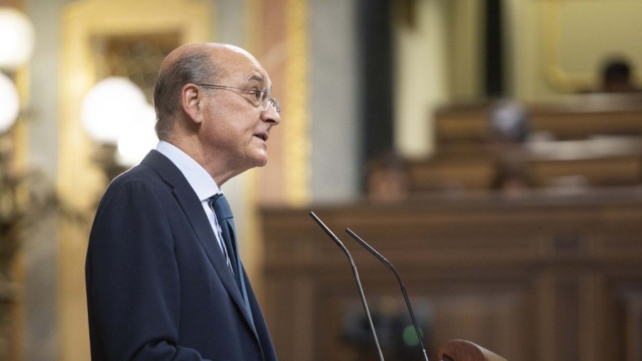 El Congreso aprueba la creación de una subcomisión de estudio sobre el uso del velo integral impulsada por el Grupo Vasco