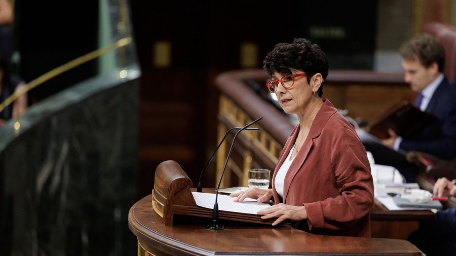 Madrilen nagusitu den bando-politika gaitzetsi du Vaquerok, eta Sánchezi galdetu dio legegintzaldia 