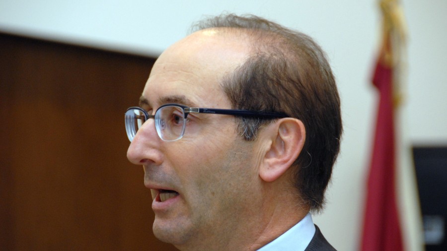 Foruei buruzko ekitaldia Gasteizen: Claudio Rodríguez