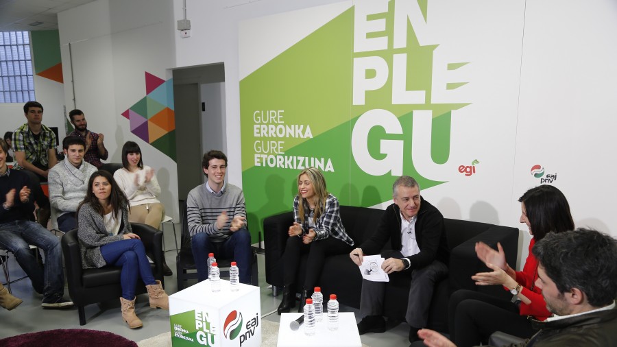 EGIk Lehendakaria eta berrogeita hamar bat gazte elkartu ditu gazte enpleguaz hitz egiteko