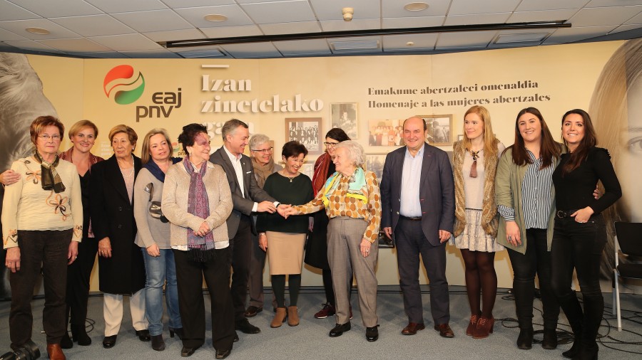 Homenaje a las Mujeres Abertzales - Acto Completo