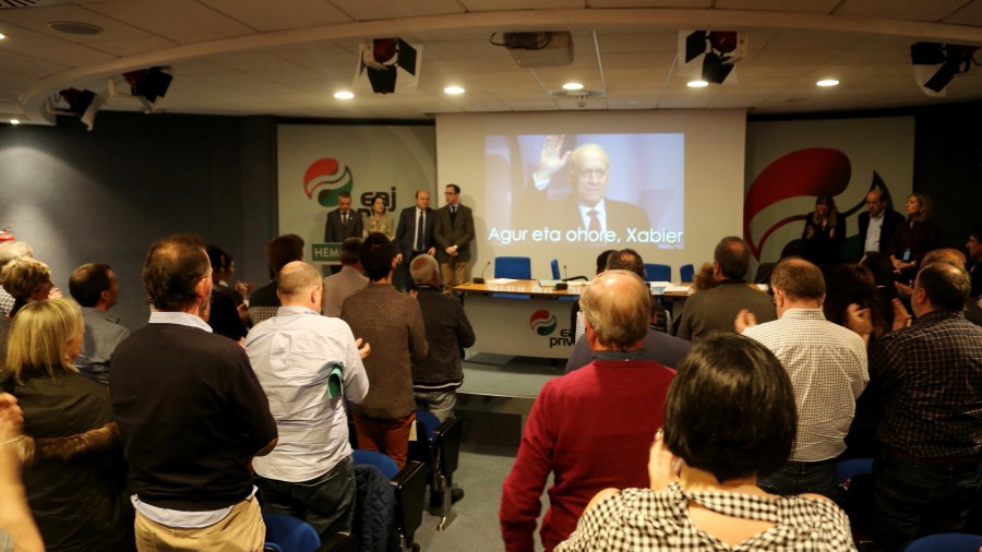 La Asamblea Nacional lamenta el fallecimiento de Xabier Arzalluz