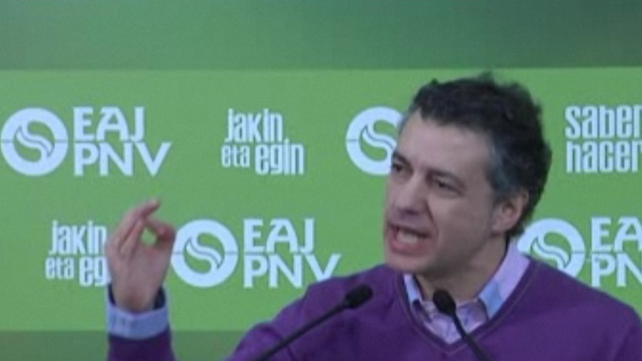Iñigo Urkullu Tenderiako Batzokiaren berrirekitze-ekitaldian.