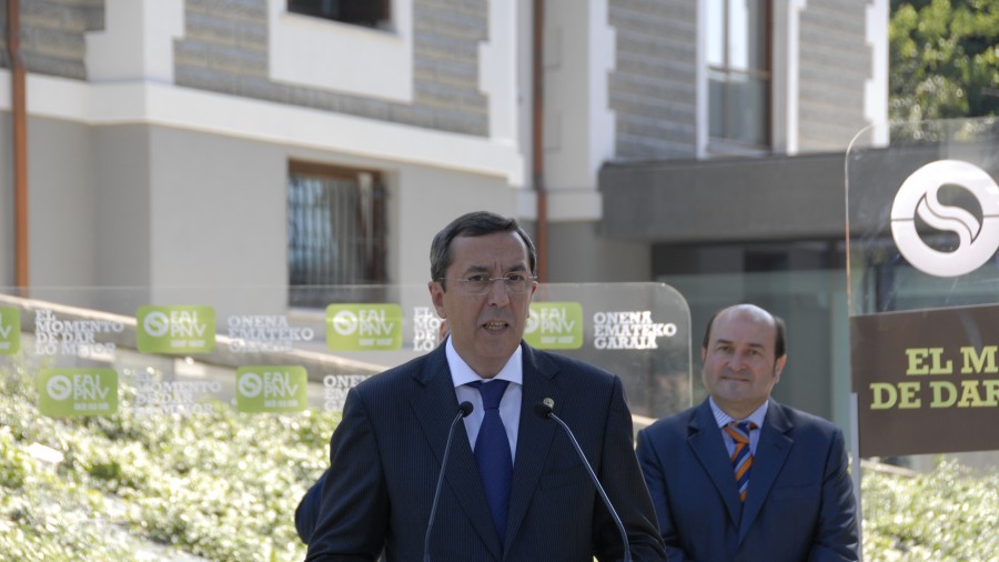 Bisita BiscayTIK-en egoitza berrira: José Luis Bilbao